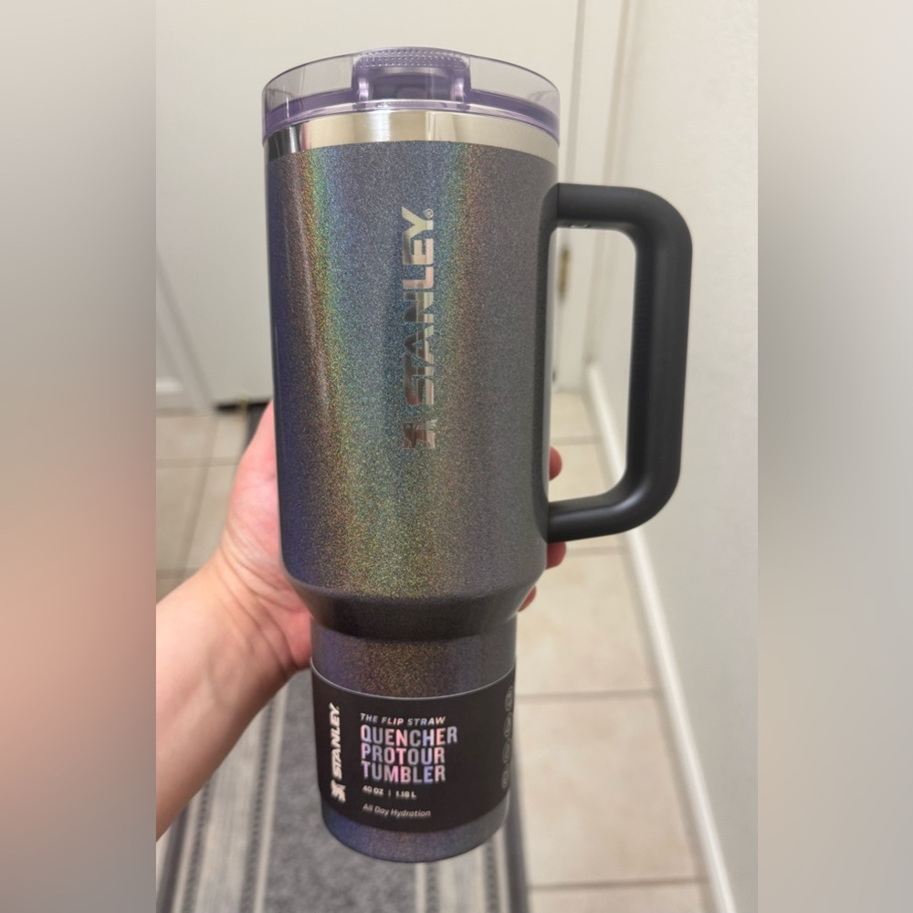 BNWT Stanley 40oz The Quencher Protour Tumbler “MIDNIGHT GLITZ”